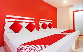 Oyo 89654 My New Home Hotel